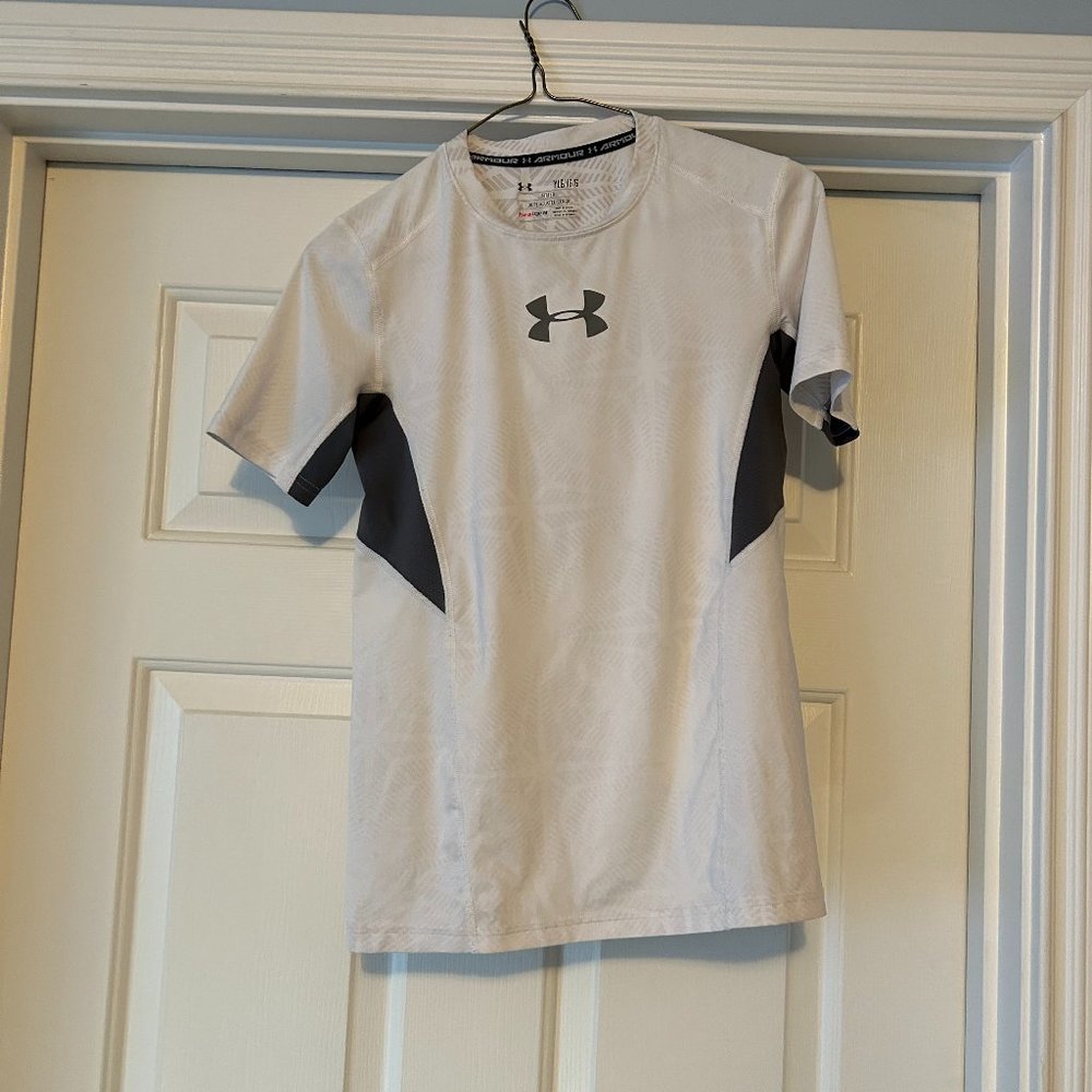 Boys White Under Armour Dry Fit Tee, Good Condition